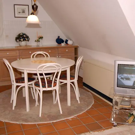 Haus-karpfenteich-whg-04